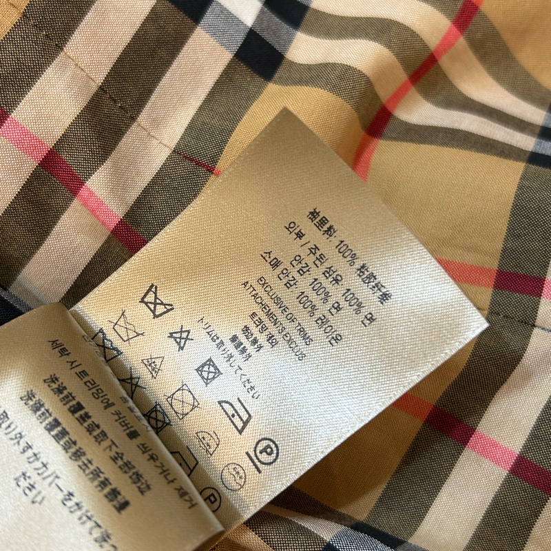 BURBERRY英國童款蜜色風衣4Y-16