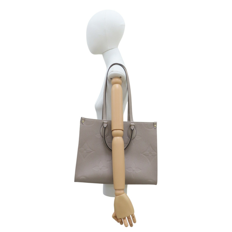 棕色 原花壓紋牛皮 On The Go MM 兩用包 M45607-8