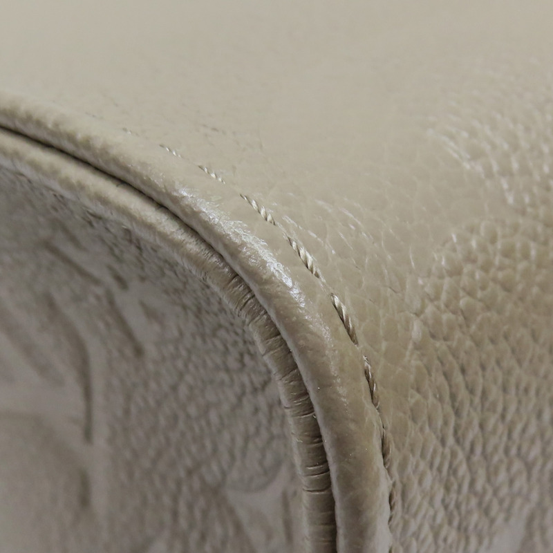 棕色 原花壓紋牛皮 On The Go MM 兩用包 M45607-10