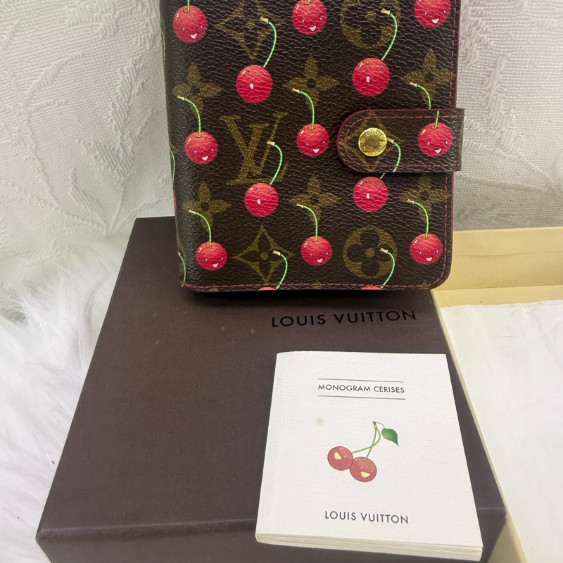 Louis Vuitton Monogram Cerises Wallet-11