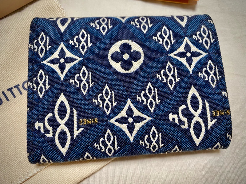 LV 1854 短夾 (絕版品) (3人追蹤)-2