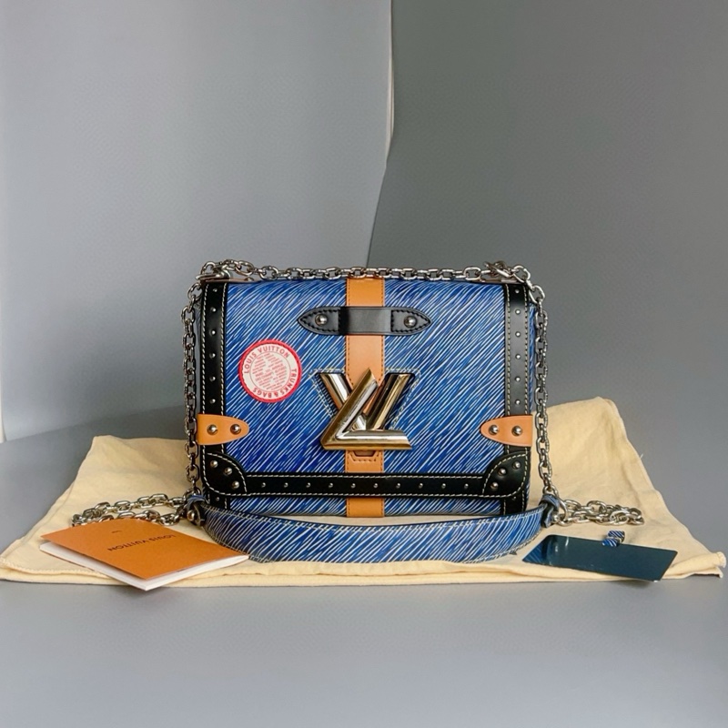 Lv 中號Twist鏈條包18年編碼 尺寸約23x18x8cm 附件如圖-0