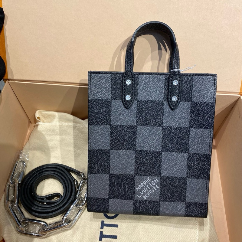 LV 日落系列 限定黑棋盤格 mini琴譜包-1