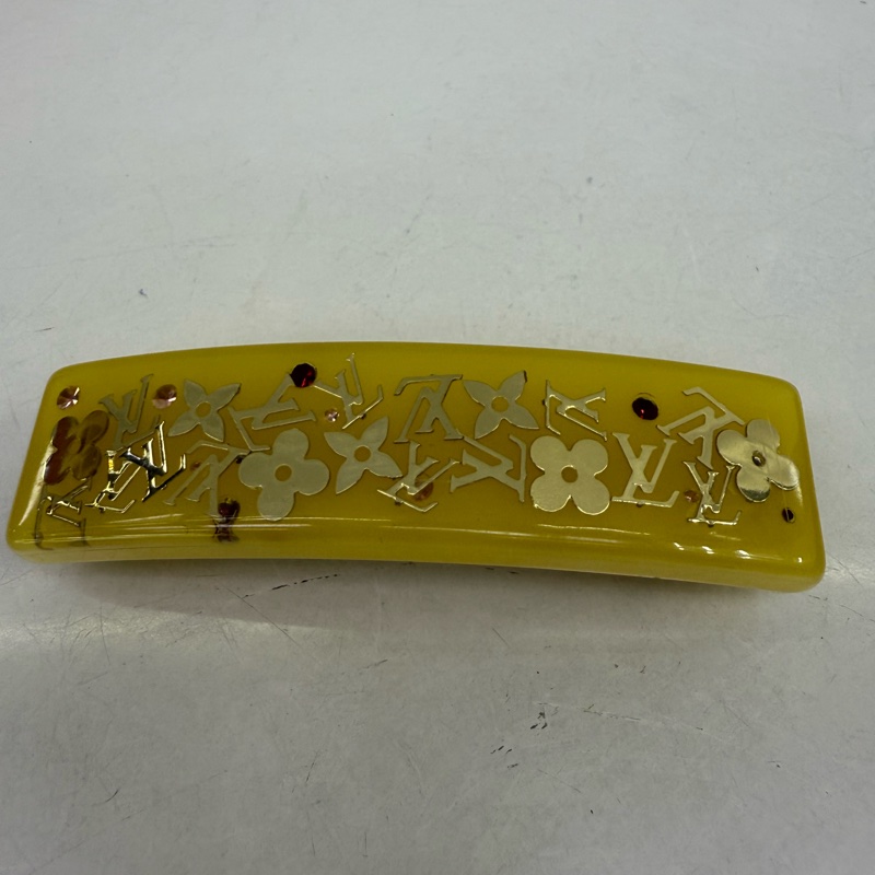 Louis Vuitton Hair Clip-1
