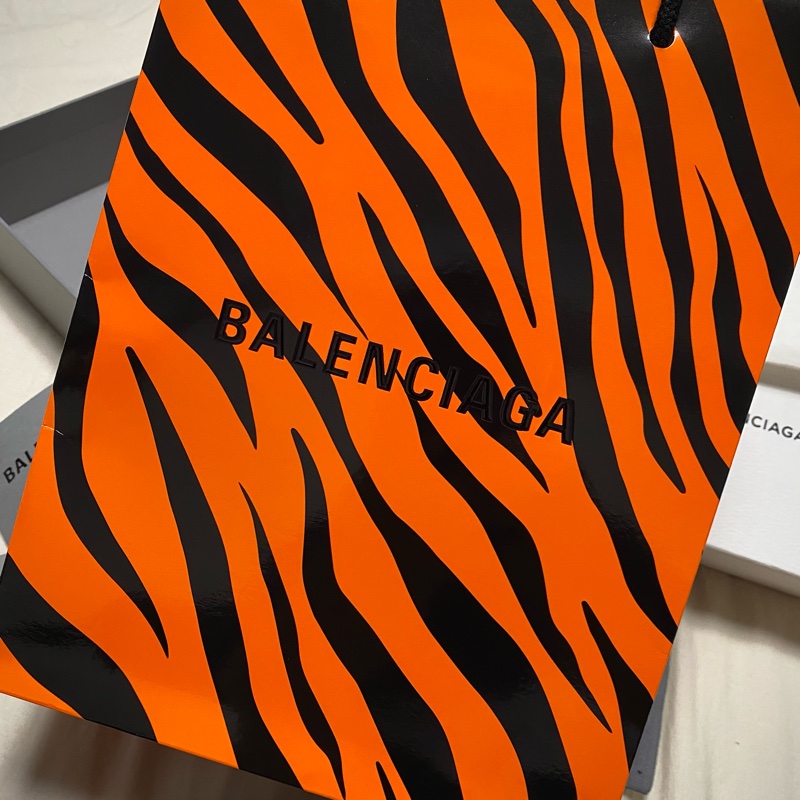 巴黎世家 3折短錢包 金色 （絕版品） （3人追蹤）-4