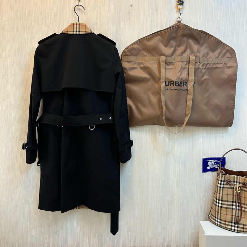 BURBERRY英國格紋翻領黑色風衣UK2-4