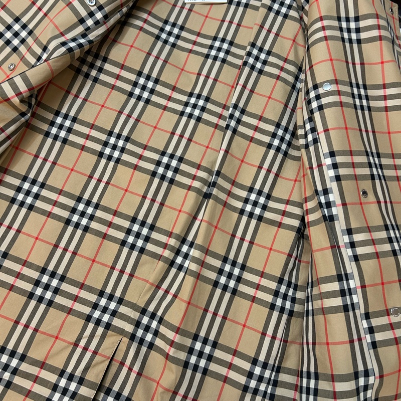 BURBERRY英國格紋翻領黑色風衣UK2-13