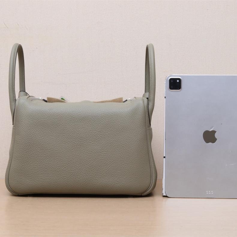 Lindy 30 Q1鼠尾草綠 TC皮 X刻 銀扣-1