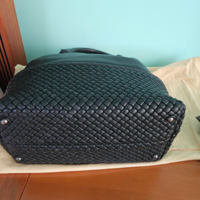 bv黑色編織全皮包-7