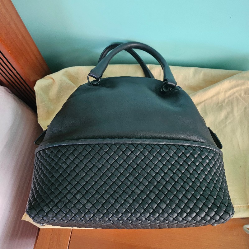 bv黑色編織全皮包-8