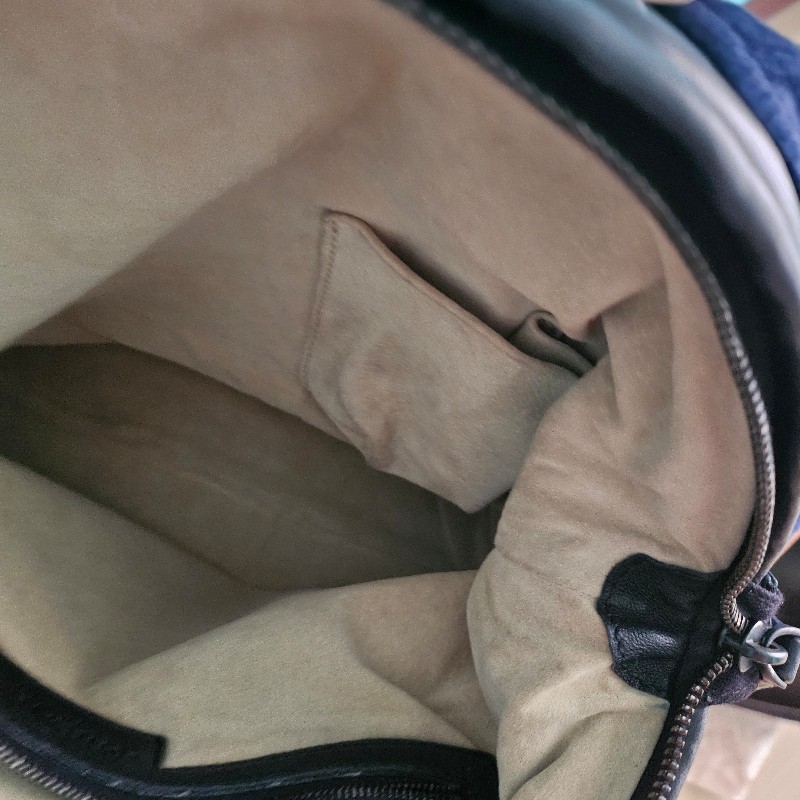 bv黑色編織全皮包-14