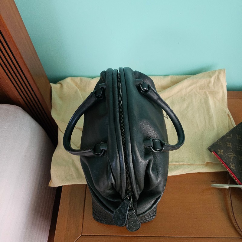 bv黑色編織全皮包-23