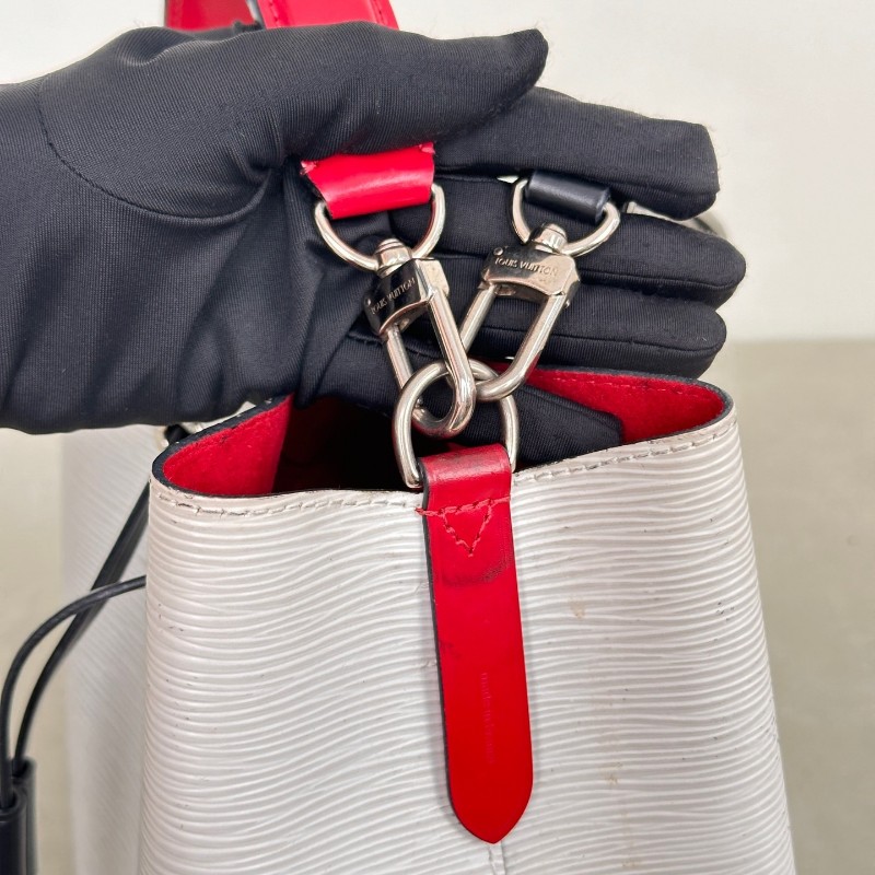 Lv/路易威登 NEO NOE BB白色水波纹 拼色水桶 19年 尺寸20x14x22cm-16