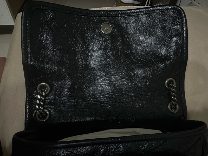 聖羅蘭 Niki Baby絎縫皺褶皮革單肩包黑色小牛皮銀鍊（小）-24