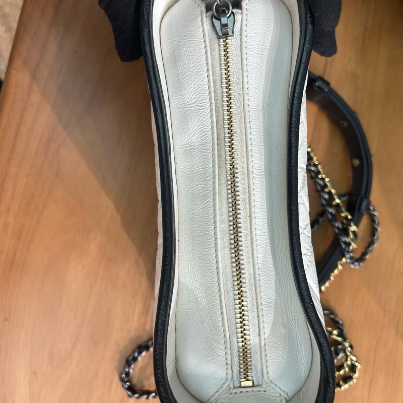 chanel/香奈兒 流浪小號 黑白熊貓 24開無卡有雷標 尺寸14*19*7-9