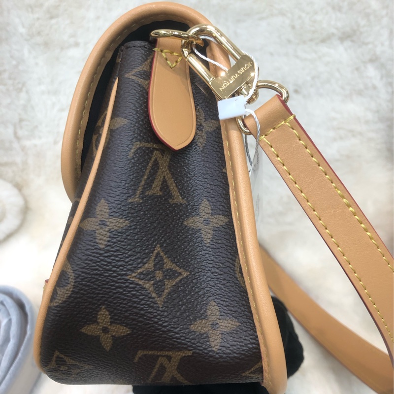 LV 老花法棍袋I575-3