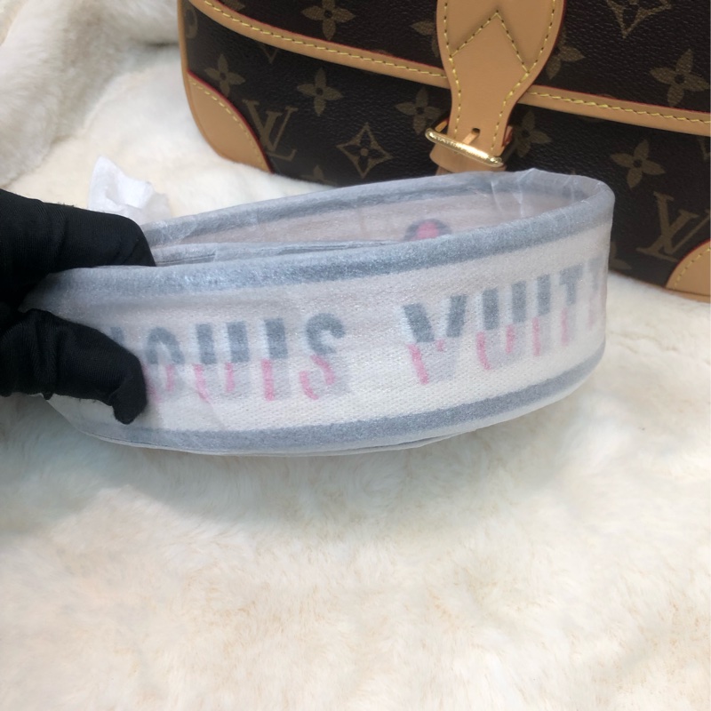 LV 老花法棍袋I575-7