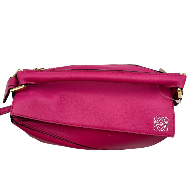 【美收精品】LOEWE PUZZLE 粉色肩背包B-786【隔月月中將轉賣至日本 上架期限30天】-4