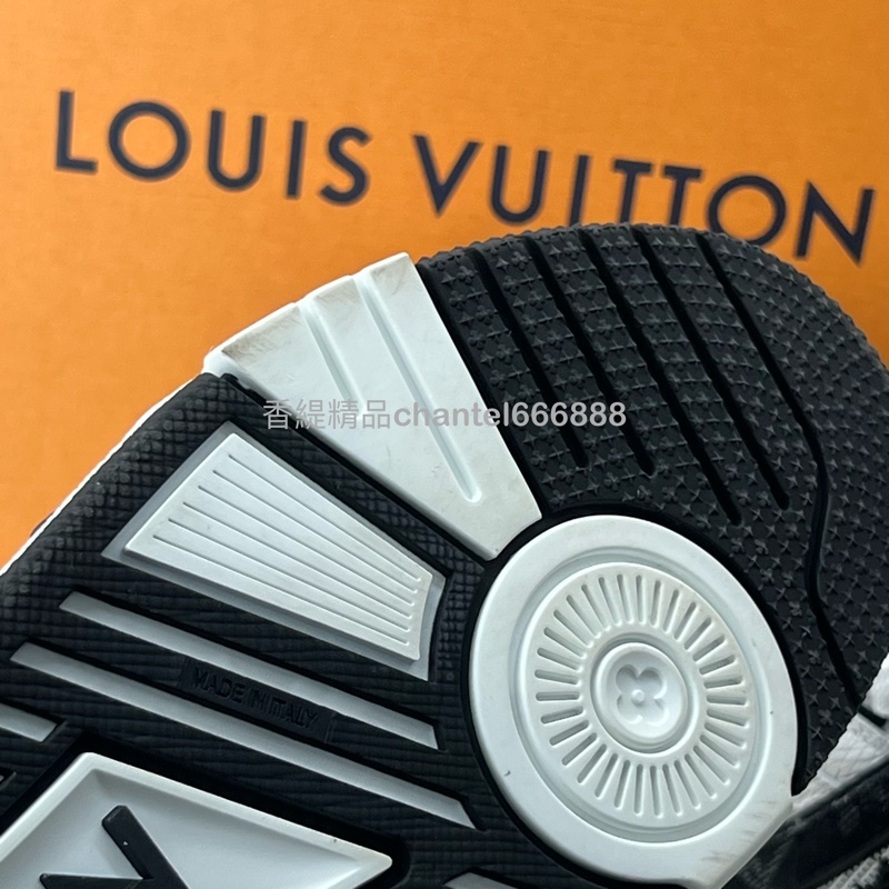 💗香緹國際精品💗 LV Trainer 黑白牛仔球鞋#王鶴棣同款 #上架即秒殺款 #全配-11