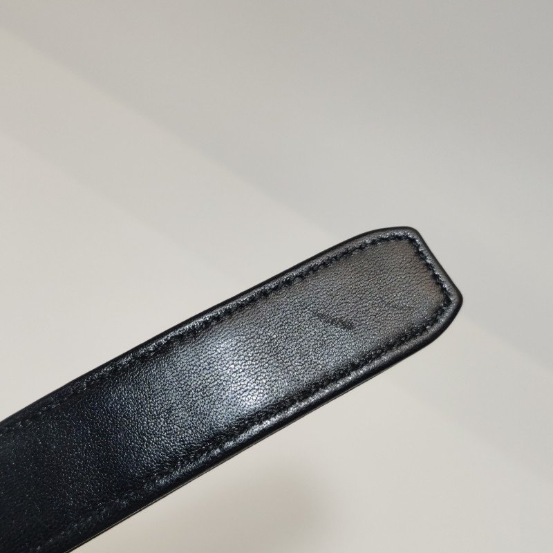 Chanel 19Bag Maxi 羊皮 純色 菱格 絎縫 穿皮 雙C扣 單肩包-10