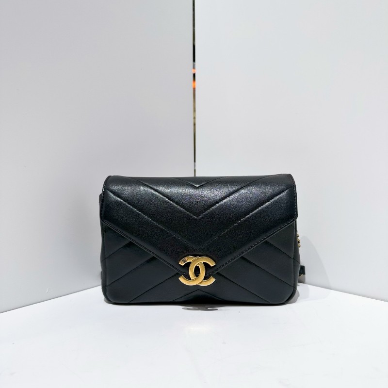 Chanel/香奈兒 黑金 V紋信封方胖子 羊皮 肩背包斜背包 有子包-1