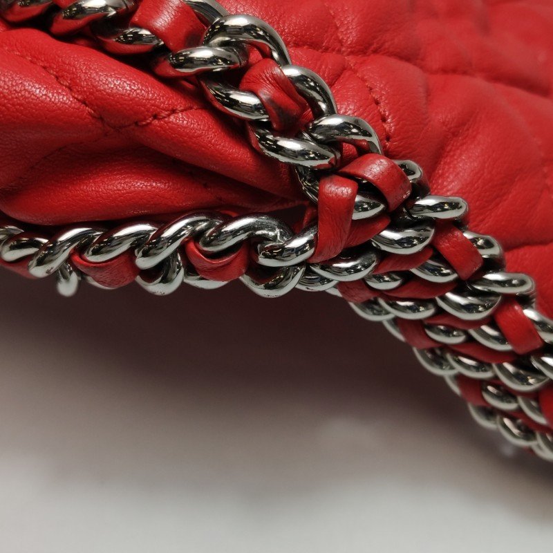 Chanel 羊皮 純色 菱格 絎縫 雙C Logo 單肩包-13