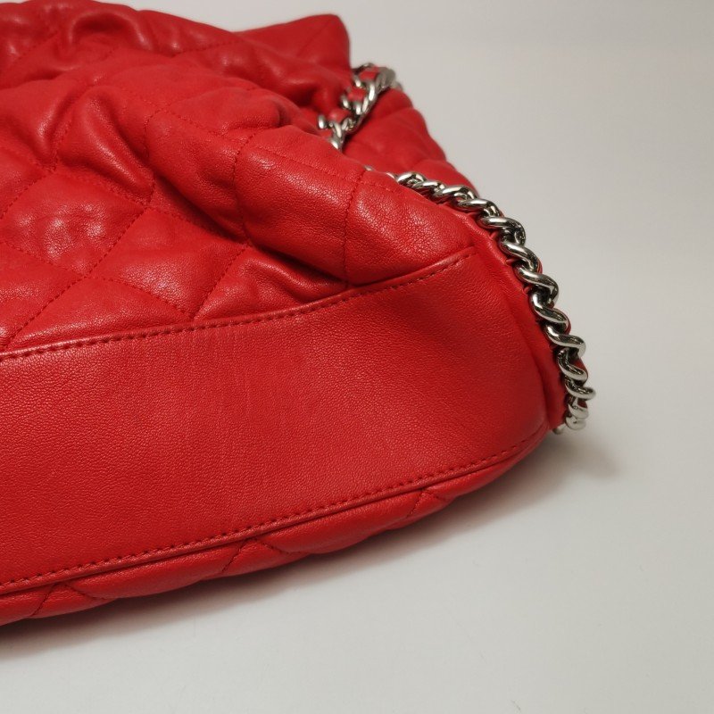 Chanel 羊皮 純色 菱格 絎縫 雙C Logo 單肩包-20