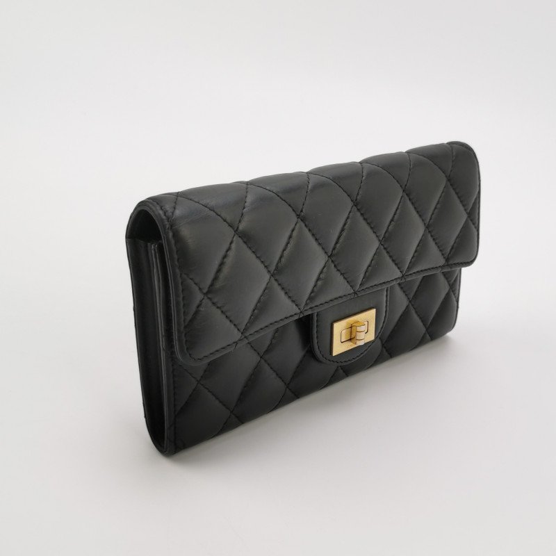 Chanel 2.55 Bag 牛皮 純色 菱格 矩形旋扣 錢包-2