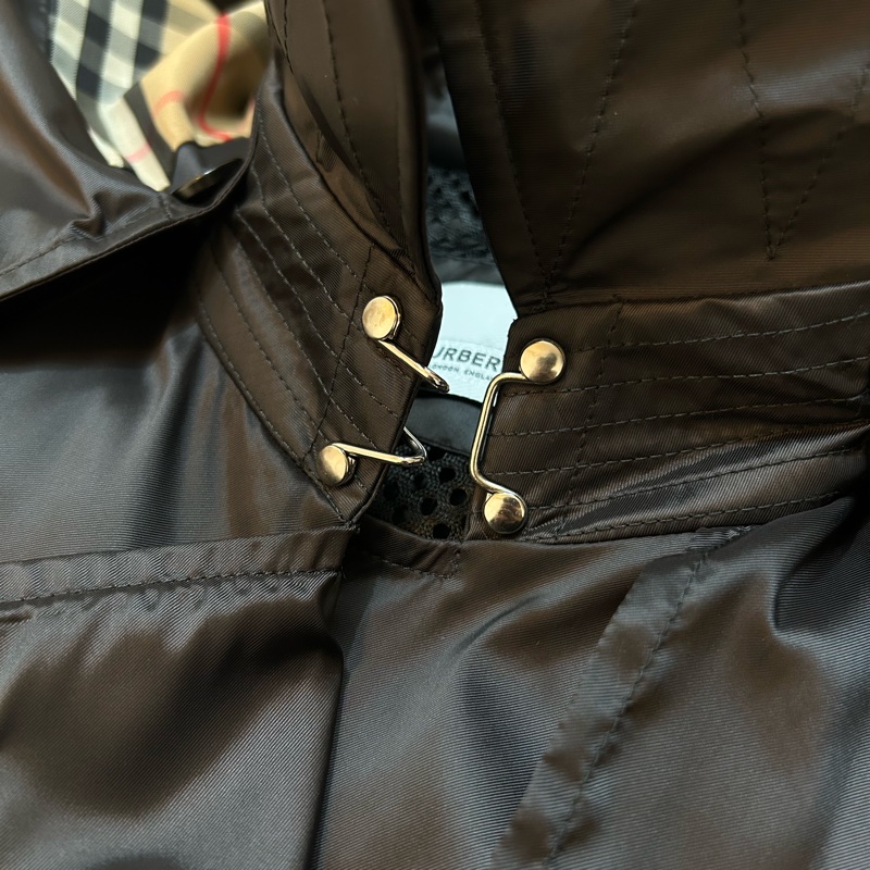 BURBERRY英國黑色輕盈風衣UK4-7