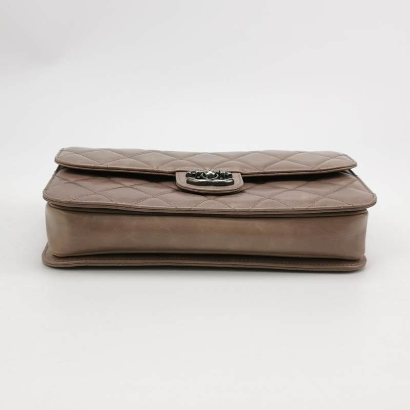 Chanel CF Bombey 孟買系列 小號 牛皮 純色 菱格 絎縫 單肩包-5