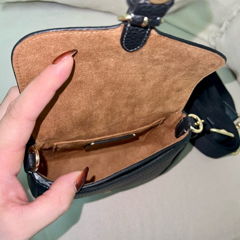 全新COACH Amelia 金字荔枝皮革小馬鞍包(黑色)cp001-3