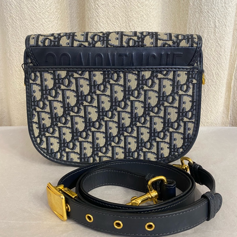 Dior  迪奧 Bobby 藍色老花拼牛皮金扣馬鞍包 中號-1