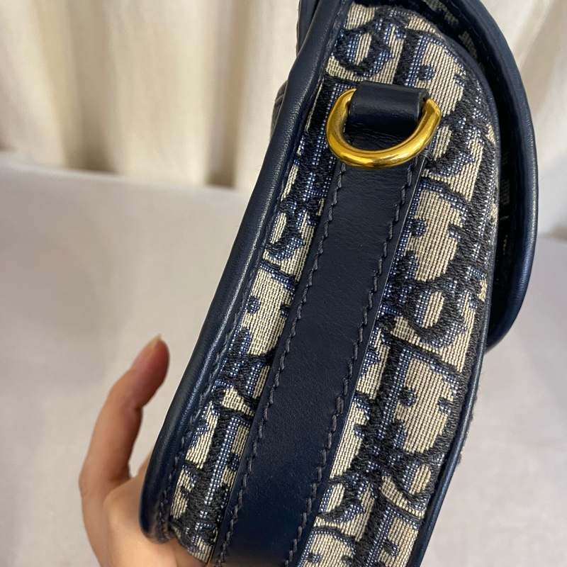 Dior  迪奧 Bobby 藍色老花拼牛皮金扣馬鞍包 中號-9