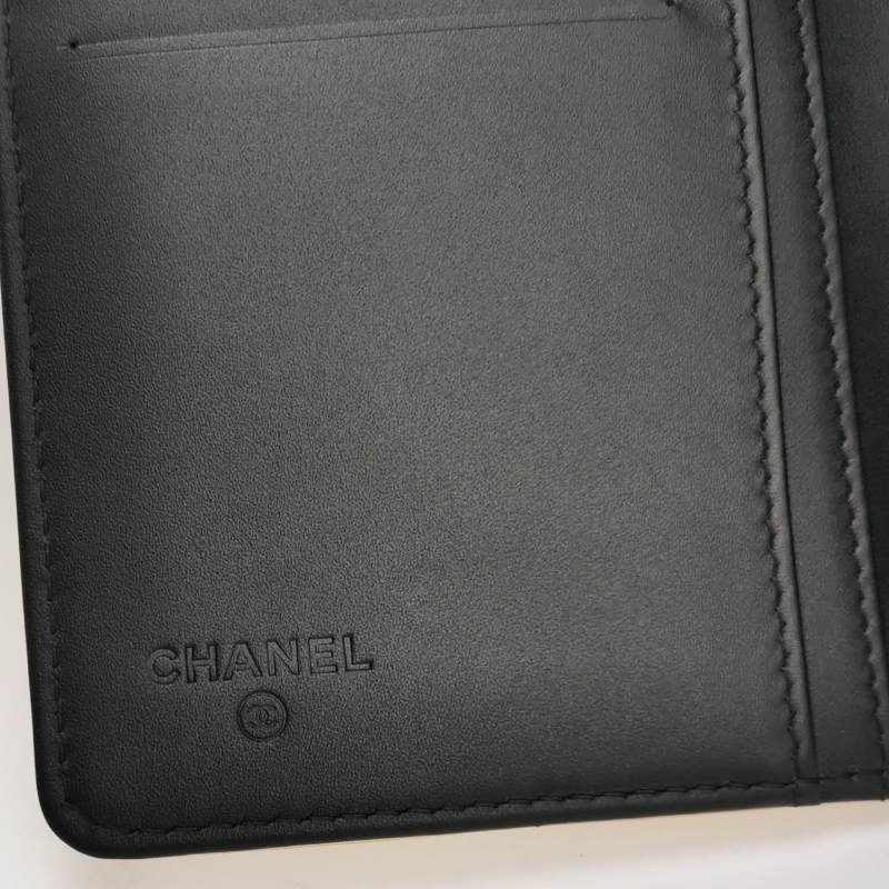 Chanel 羊皮 純色 字母 Logo 錢包-6