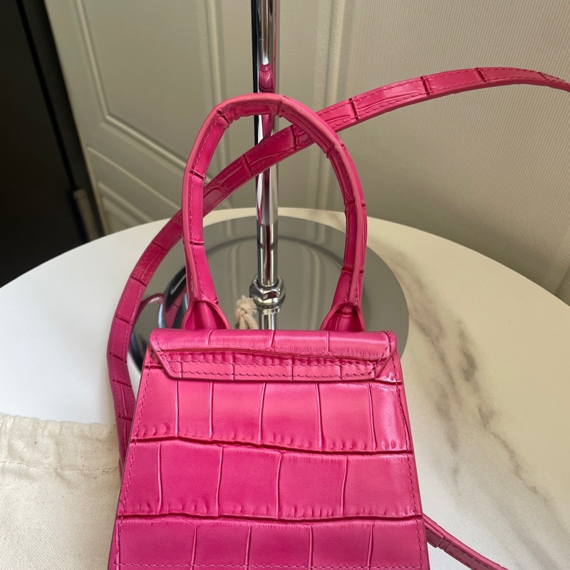 jacquemus桃紅色小包-7