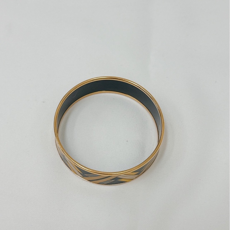 莉亞精品♡ Hermes 金邊黑底V字排列手環 9新美品-7