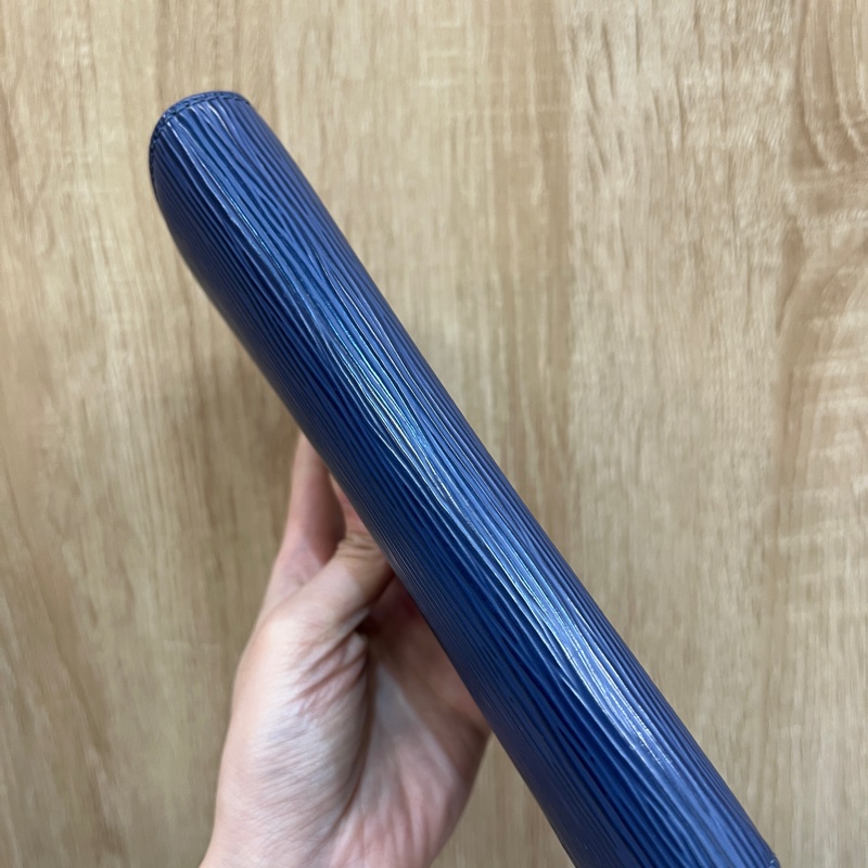LV 藍Epi牛皮銀釦下蓋6卡長夾M6359G-4