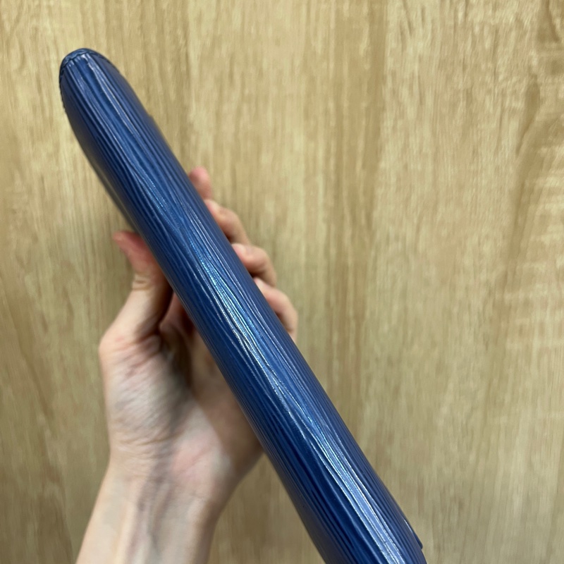 LV 藍Epi牛皮銀釦下蓋6卡長夾M6359G-6