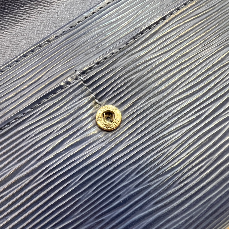 LV 藍Epi牛皮銀釦下蓋6卡長夾M6359G-10