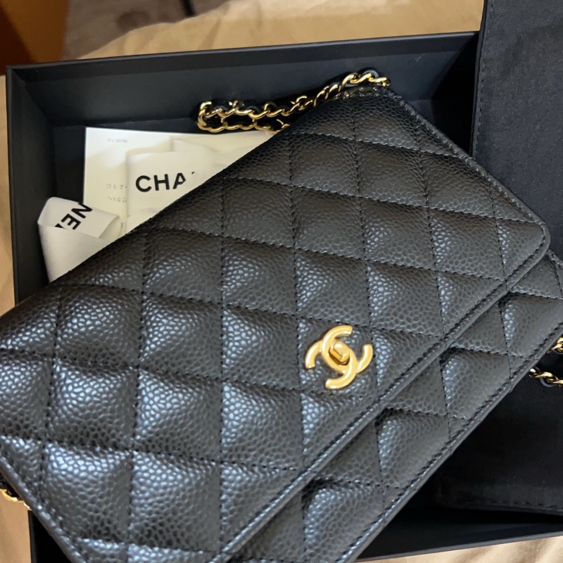 Chanel woc 2025旋轉扣 經典黑金-0