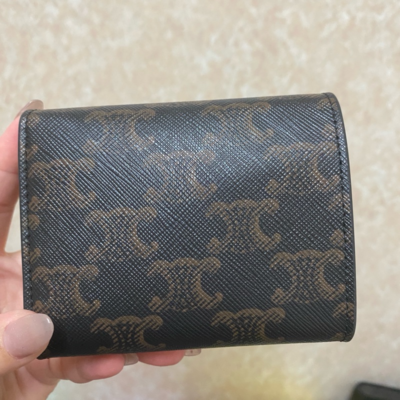 Celine TRIOMPHE標誌印花小號翻蓋錢包-2