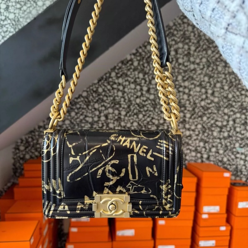 Chanel leboy小號 絕版埃及塗鴉系列-0