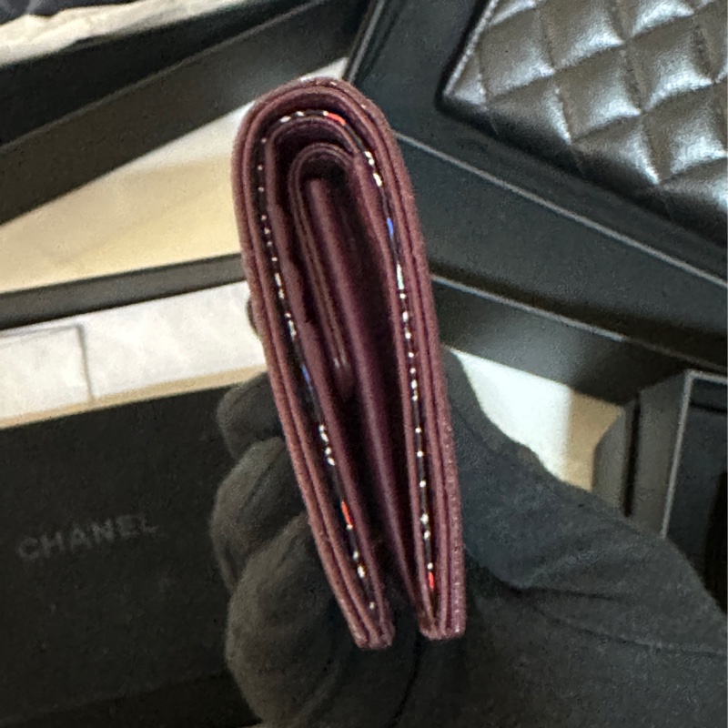 #近新閒置 #全配🉑送禮 香奈兒荔枝皮酒紅對開短夾🈶零錢袋/鈔票層-2