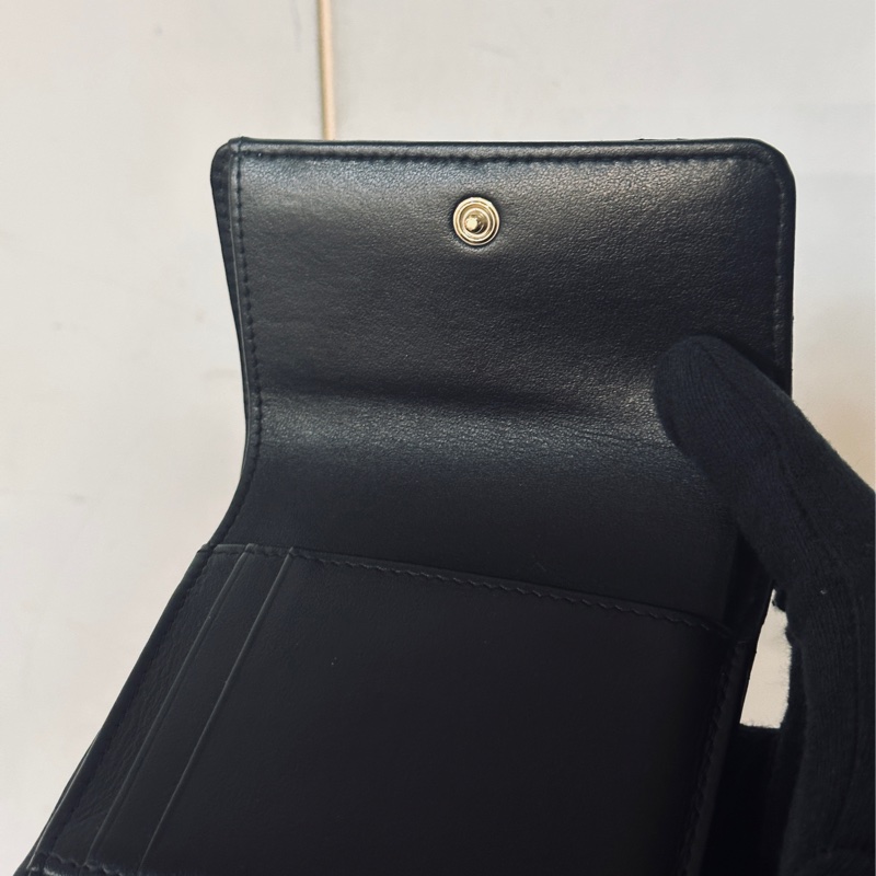 #近新閒置 #全配🉑送禮 香奈兒黑金牛皮對開短夾🈶零件袋/鈔票層-6