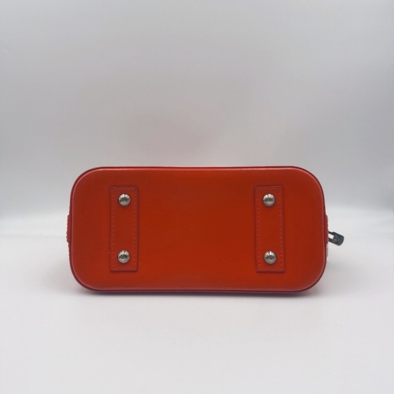 LOUIS VUITTON路易威登 Alma 貝殼BB Epi水波纹 斜背包 手提包-4