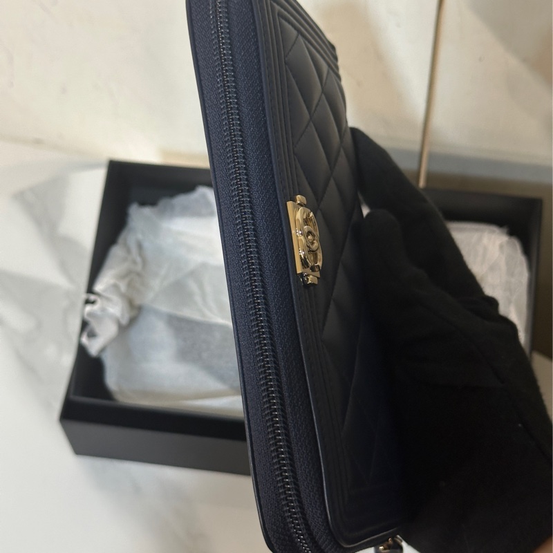 #全新閒置 #配件齊全 香奈兒深海藍金扣Leboy長夾 #四萬多入手-5