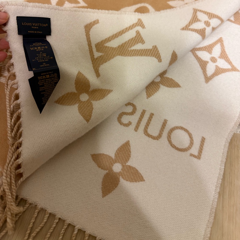 LV 羊毛圍巾 奶茶色-9