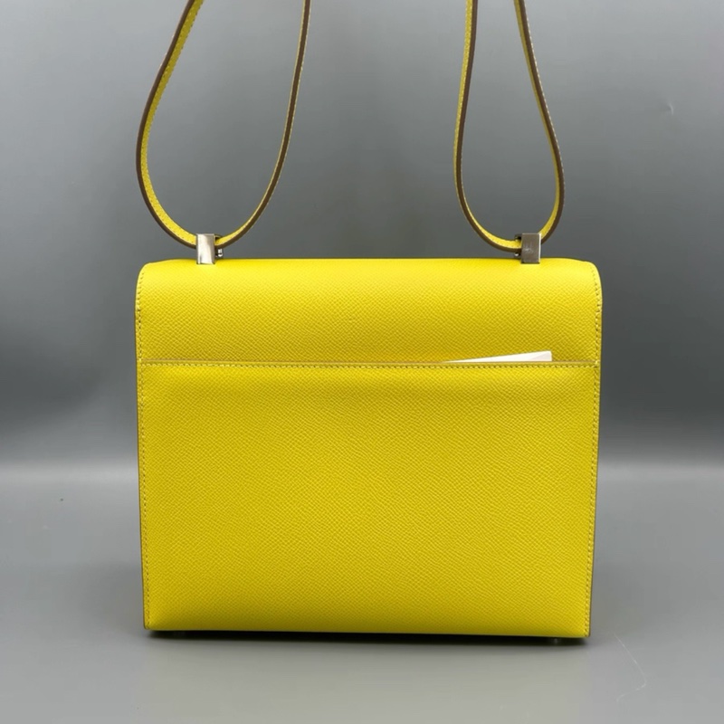 愛馬仕手槍包，檸檬黃色，銀扣，尺寸23*19*7，epsom小牛皮，19年帶票-1