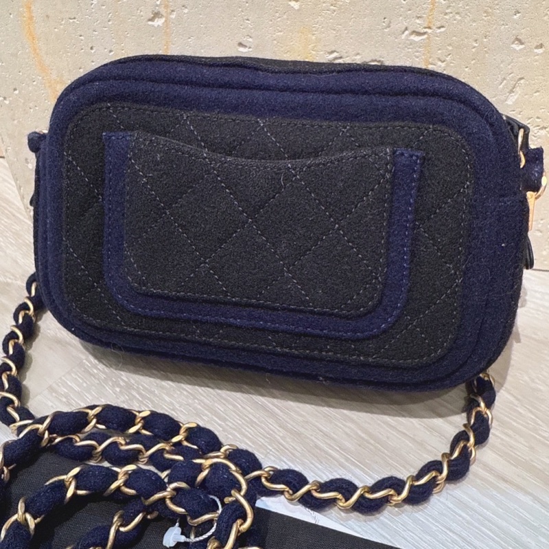 CHANEL 深藍色相機鏈條包 26開-5