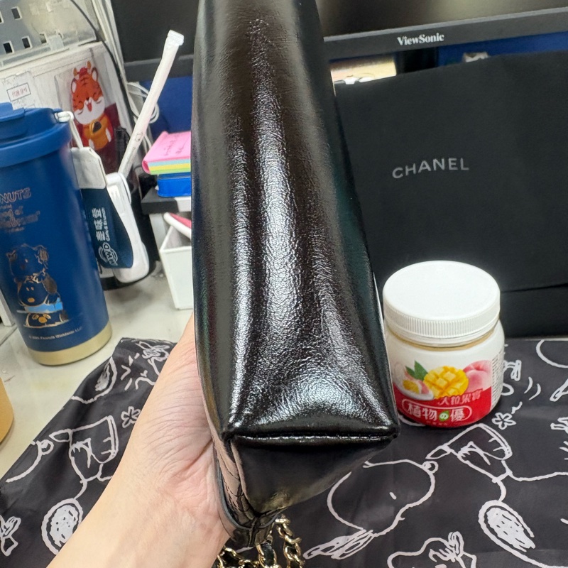 CHANEL 香奈兒 31 Nano bag(黑/金-亮面小牛皮/金黑雙色鏈帶)-7